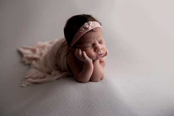 SweetRoseNewbornMarcelaSolano0123