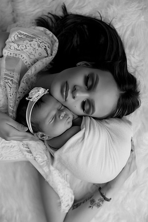 SweetRoseNewbornMarcelaSolano0048
